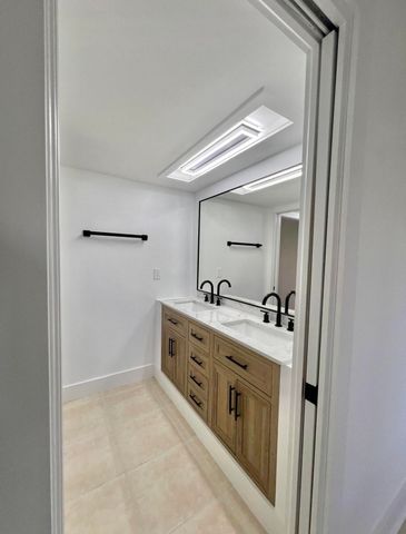 2615 Garden Drive N 104, Lake Worth Beach, FL 33461