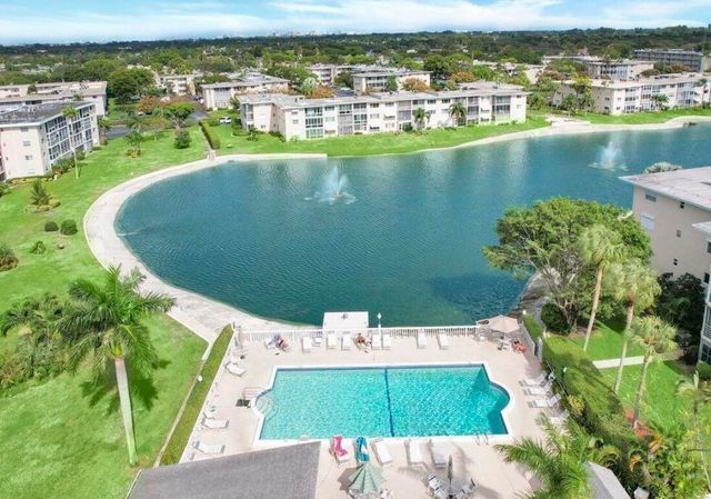 2615 Garden Drive N 104, Lake Worth Beach, FL 33461