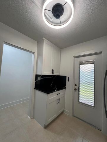 2615 Garden Drive N 104, Lake Worth Beach, FL 33461