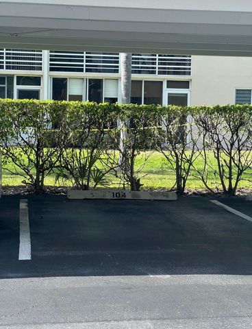 2615 Garden Drive N 104, Lake Worth Beach, FL 33461