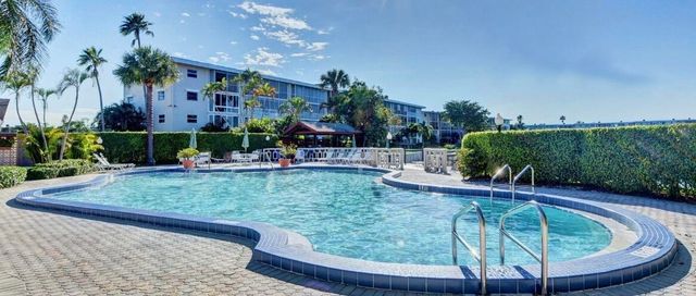 2615 Garden Drive N 104, Lake Worth Beach, FL 33461