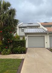1905 Canterbury Circle, Wellington, FL 33414