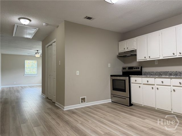 733 E Anderson Street, Savannah, GA 31401