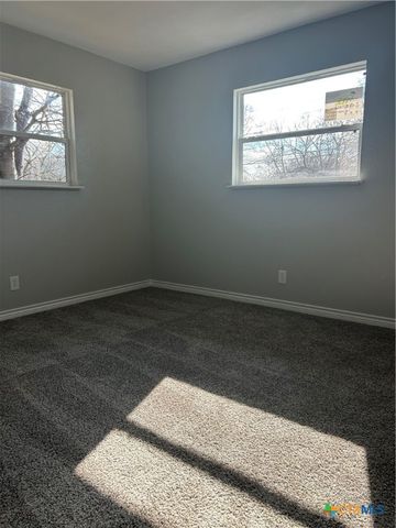 3204 Lake Road, Killeen, TX 76543