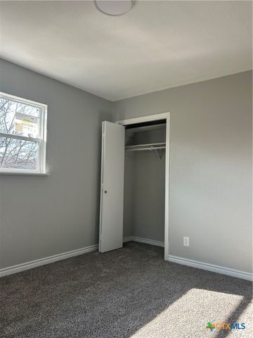 3204 Lake Road, Killeen, TX 76543