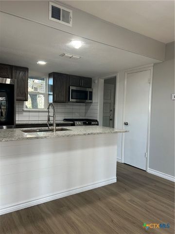 3204 Lake Road, Killeen, TX 76543