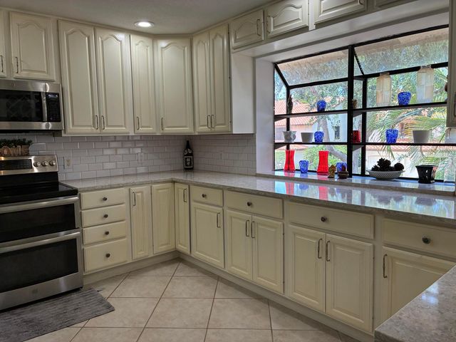 7895 La Mirada Drive, Boca Raton, FL 33433