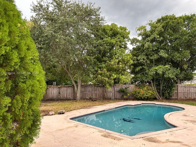 11143 E Model Cir E, Boca Raton, FL 33428