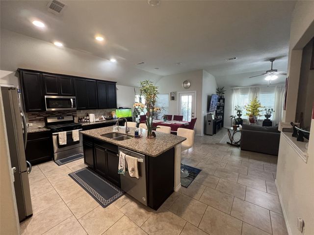 2346 Cherrington Woods Lane, Richmond, TX 77469