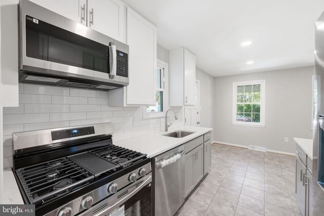 2621 LACKAWANNA ST, Hyattsville, MD 20783