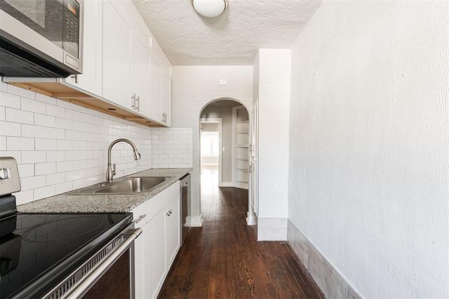 2555 NW 20th Street, Oklahoma City, OK 73107