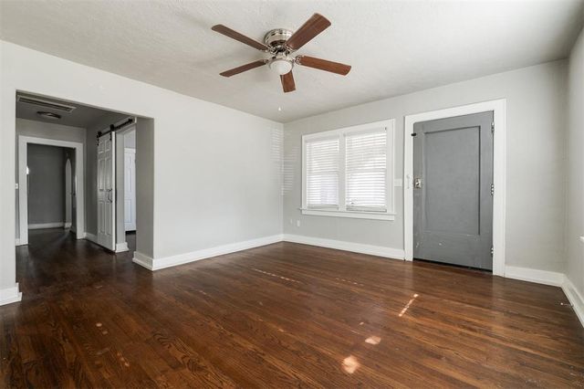 2555 NW 20th Street, Oklahoma City, OK 73107