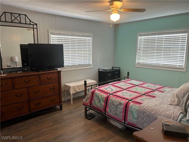 221 Indian Key LN 254, Naples, FL 34114