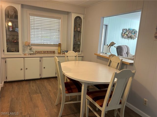 221 Indian Key LN 254, Naples, FL 34114