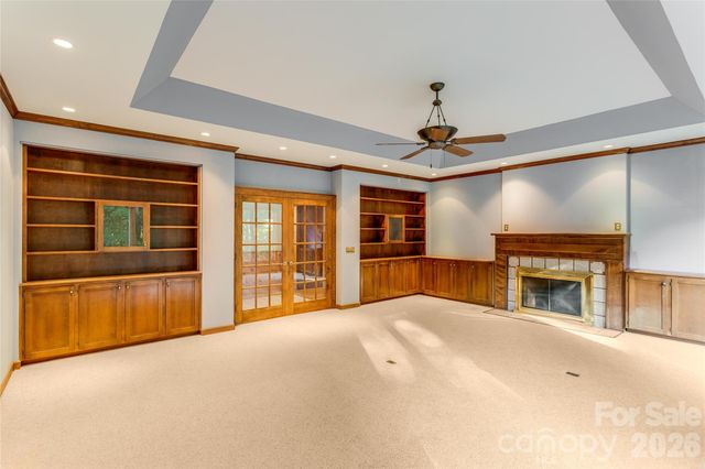 1087 Brigadoon Drive, Clyde, NC 28721