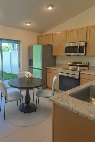 14 BRELYN PLACE, Palm Coast, FL 32137