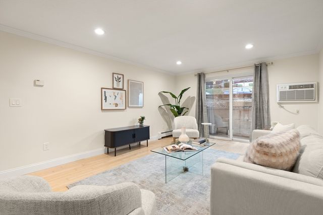 70 Warren Ave 1-8, Chelsea, MA 02150