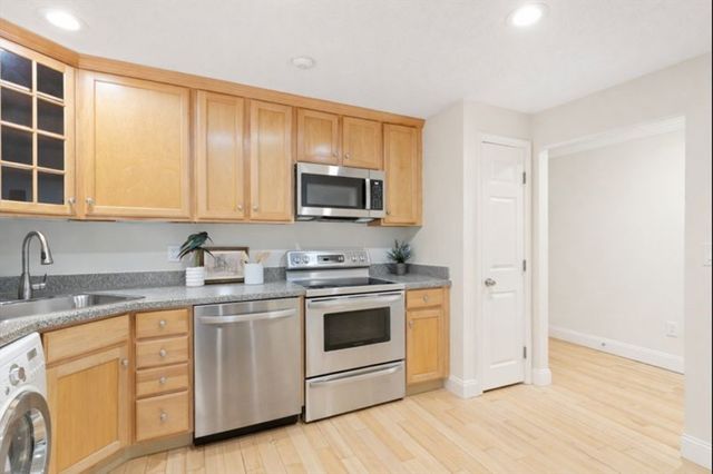 70 Warren Ave 1-8, Chelsea, MA 02150