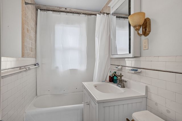 25 Cross Street 2, Belmont, MA 02478