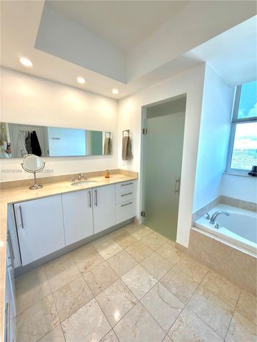 3330 NE 190th St 1610, Aventura, FL 33180