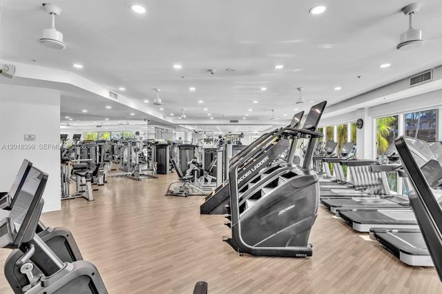 3330 NE 190th St 1610, Aventura, FL 33180