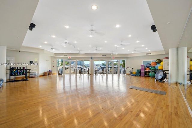 3330 NE 190th St 1610, Aventura, FL 33180