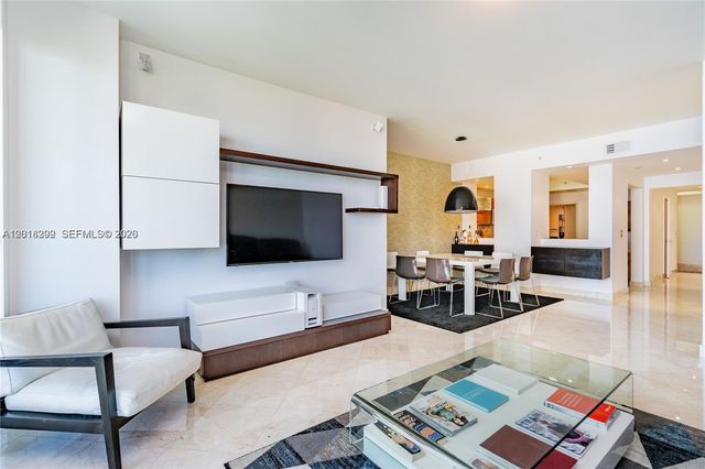 3330 NE 190th St 1610, Aventura, FL 33180