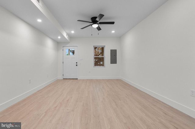 2200 E FAYETTE ST #3 3RD FLOOR, Baltimore, MD 21231