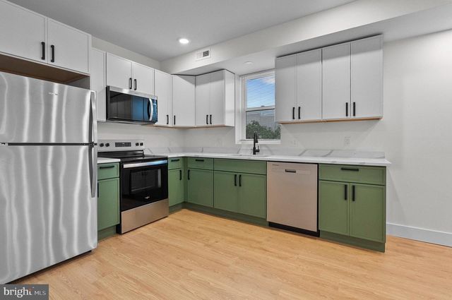 2200 E FAYETTE ST #3 3RD FLOOR, Baltimore, MD 21231