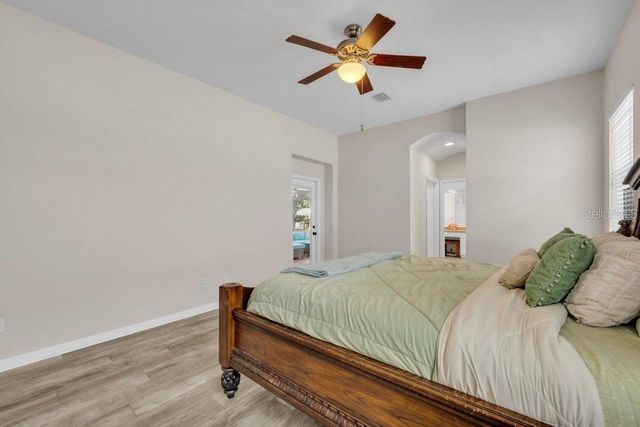 5967 JAEGERGLEN DRIVE, Lithia, FL 33547