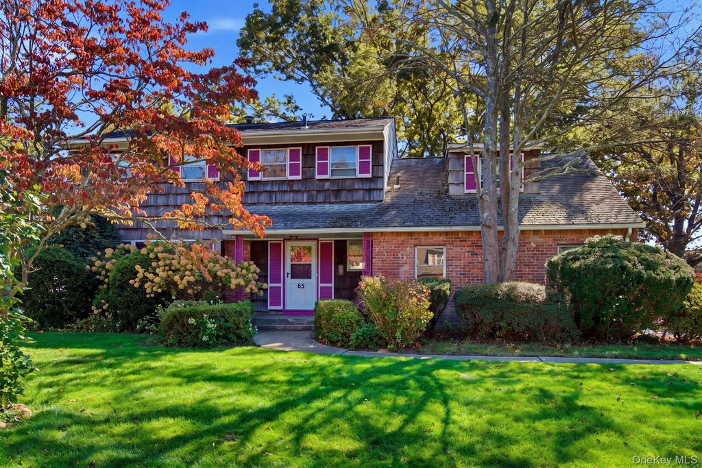 63 Lauren Avenue, Dix Hills, NY 11746 — photo 3