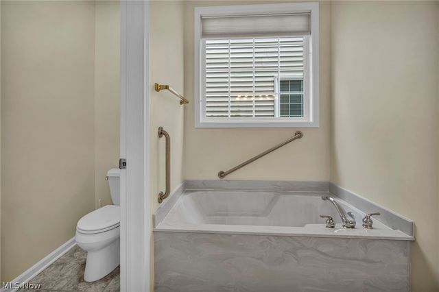 15447 Oak Hollow Lane, Strongsville, OH 44149