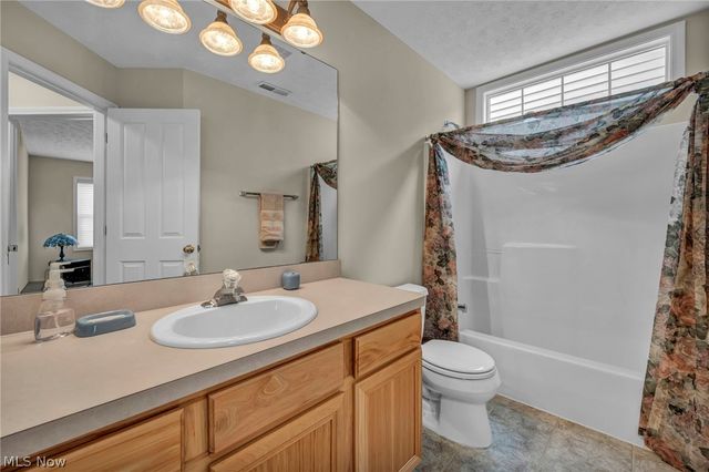 15447 Oak Hollow Lane, Strongsville, OH 44149