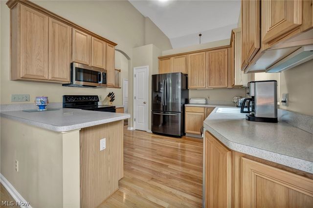 15447 Oak Hollow Lane, Strongsville, OH 44149