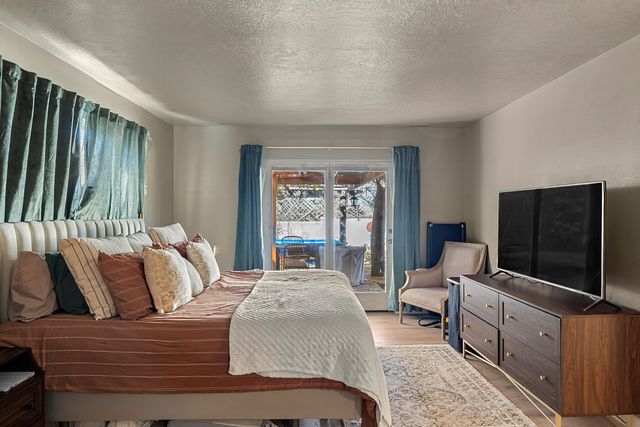 3317 James, Santa Fe, NM 87507