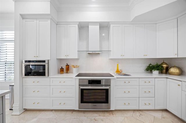 6024 KIPPS COLONY DRIVE E, Gulfport, FL 33707