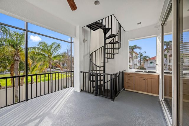 6024 KIPPS COLONY DRIVE E, Gulfport, FL 33707