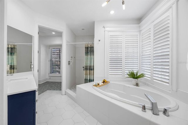 6024 KIPPS COLONY DRIVE E, Gulfport, FL 33707