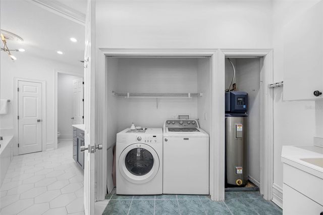 6024 KIPPS COLONY DRIVE E, Gulfport, FL 33707