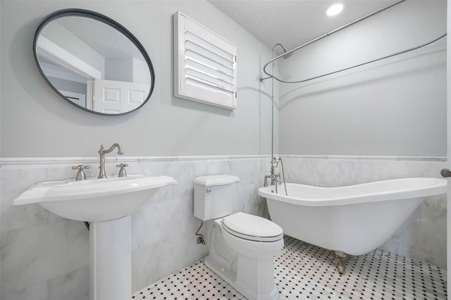 6024 KIPPS COLONY DRIVE E, Gulfport, FL 33707