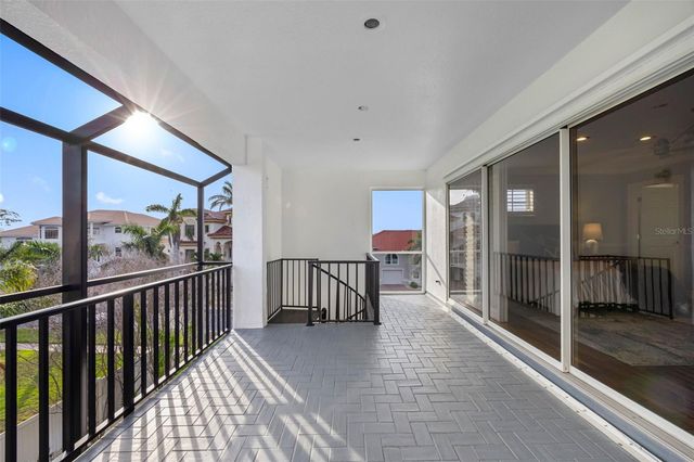 6024 KIPPS COLONY DRIVE E, Gulfport, FL 33707