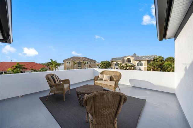 6024 KIPPS COLONY DRIVE E, Gulfport, FL 33707