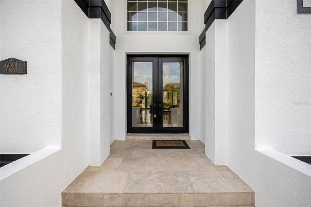 6024 KIPPS COLONY DRIVE E, Gulfport, FL 33707