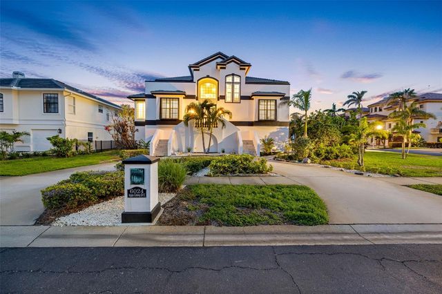 6024 KIPPS COLONY DRIVE E, Gulfport, FL 33707