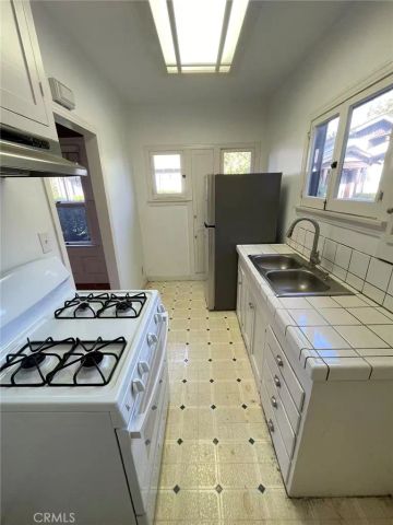 638 N Mar Vista, Pasadena, CA 91106