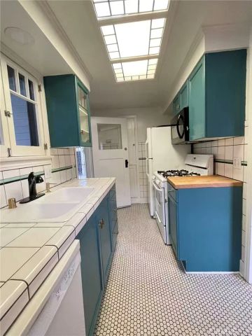 638 N Mar Vista, Pasadena, CA 91106