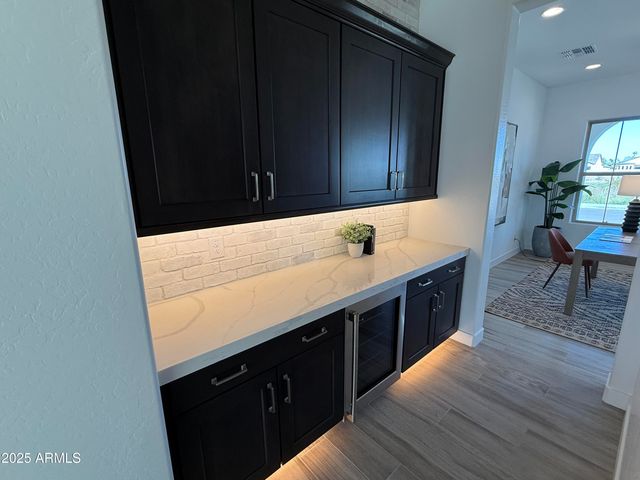 1173 E PALM BEACH Drive, Chandler, AZ 85249