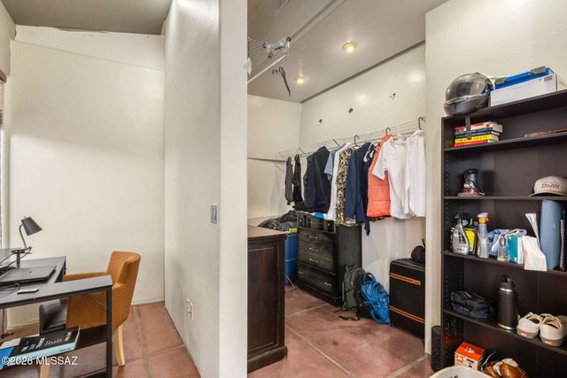 3206 E Glenn Street, Tucson, AZ 85716