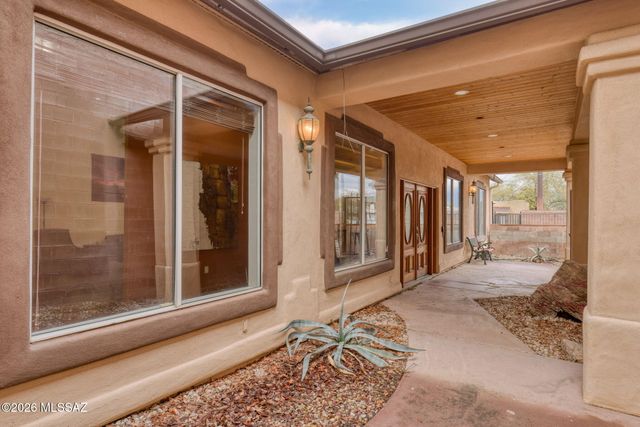 3206 E Glenn Street, Tucson, AZ 85716