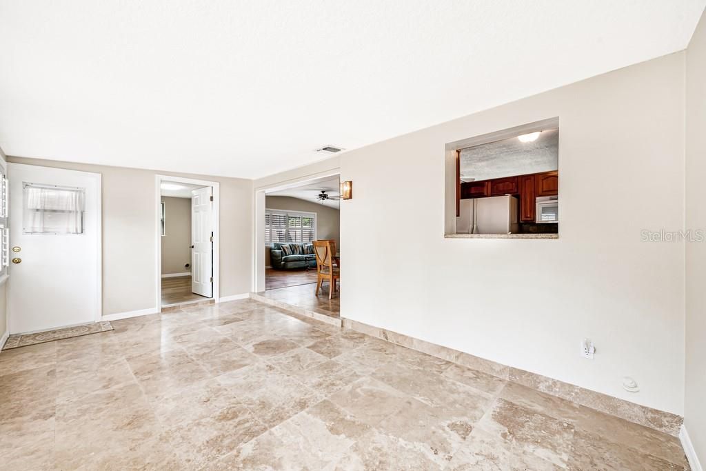 Image 17 of property listing at 1924 W NORTH STREET, Tampa, FL 33604